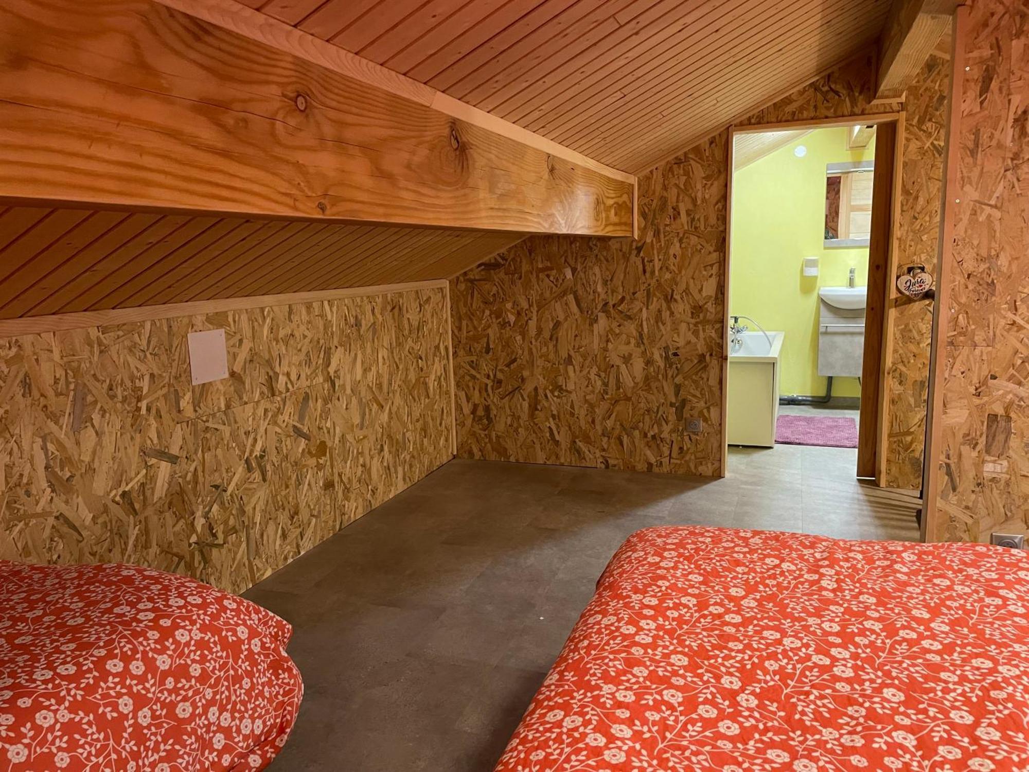 La Ferme De Montard Bed & Breakfast Montmorot Dış mekan fotoğraf